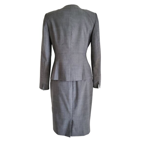 Anne Klein Round Neckline 5 Button Gray Lightweight Wool Blend Skirt Suit Size 2 - Picture 4 of 16